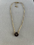 Collier pampille rouge sang