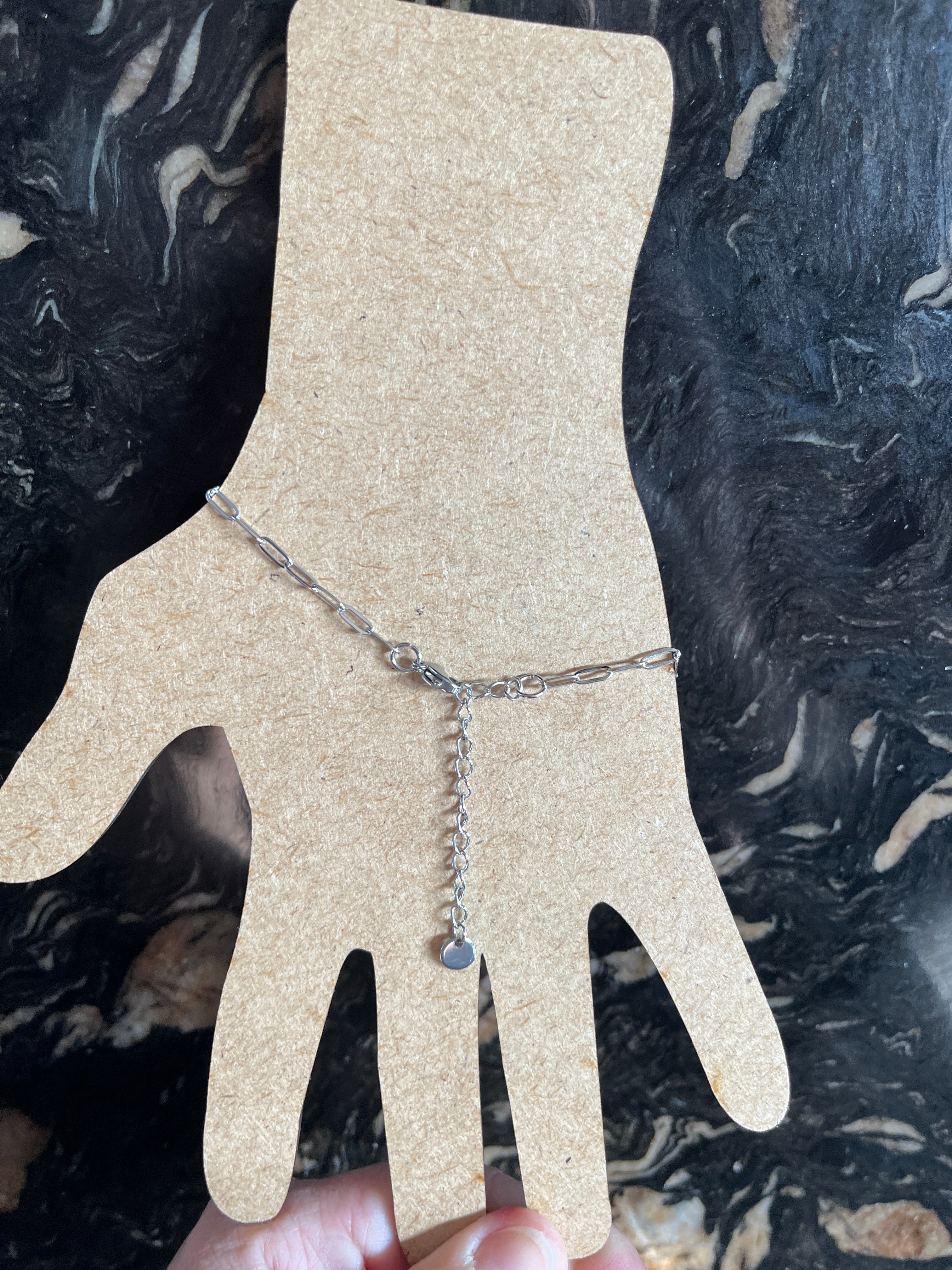 Bracelet pampille vert irisé argenté
