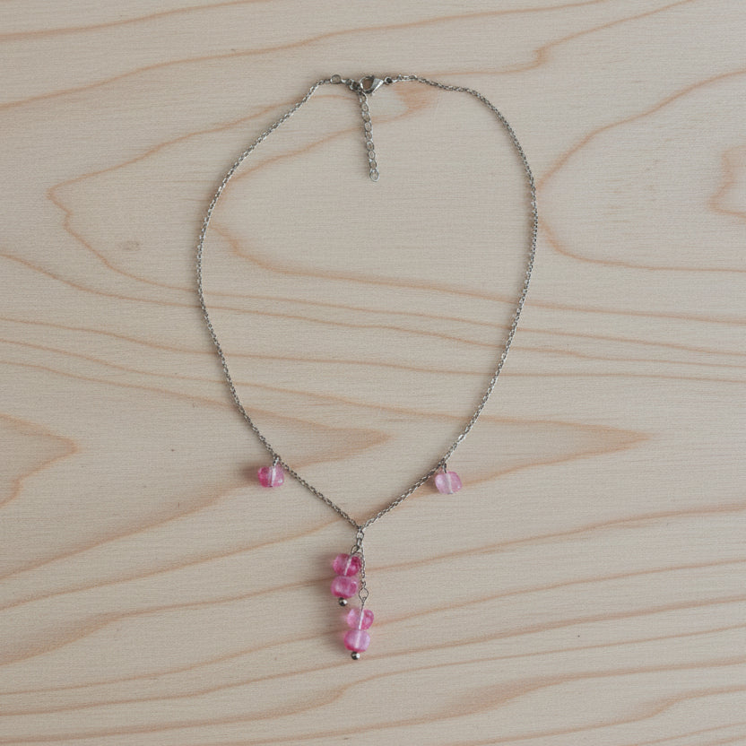 Collier perles roses