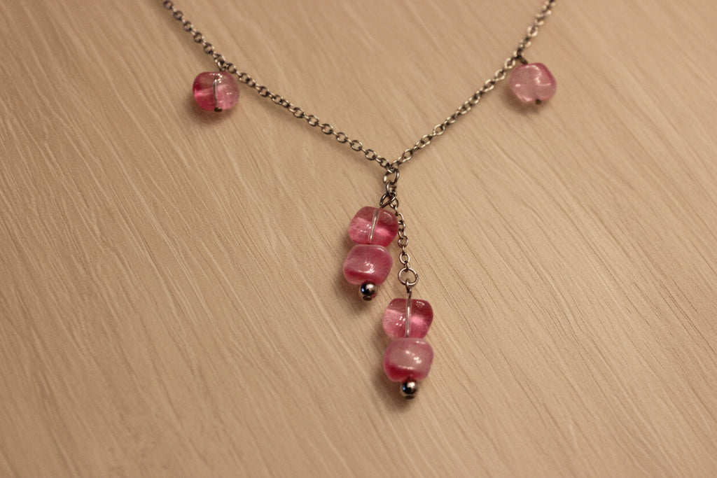 Collier perles roses