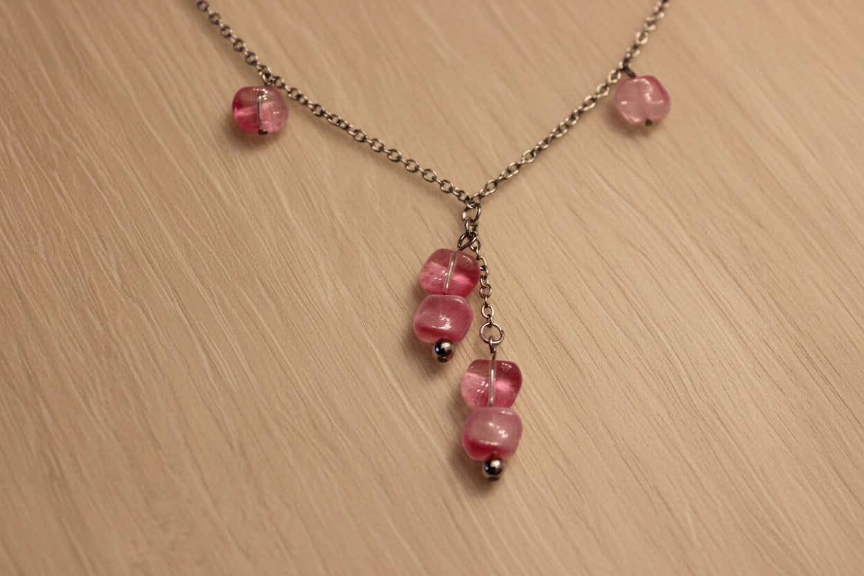 Collier perles roses