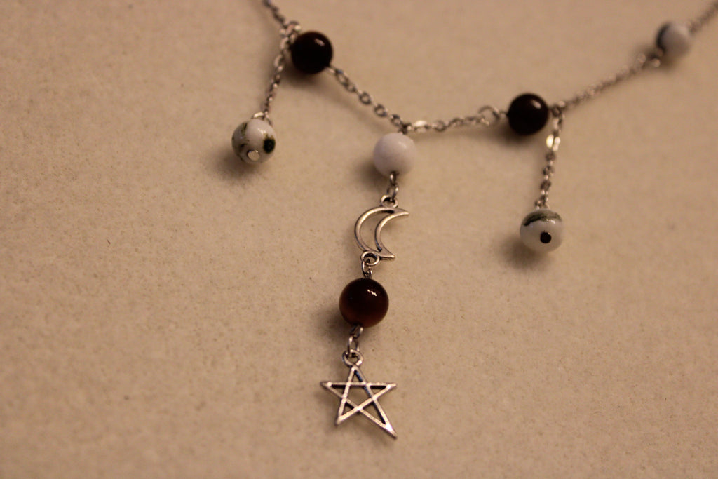 Collier oeil de tigre et agate mousse lune et étoile