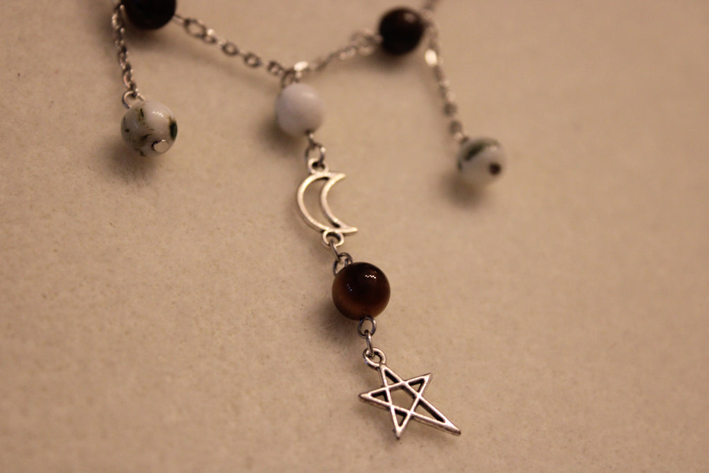 Collier oeil de tigre et agate mousse lune et étoile