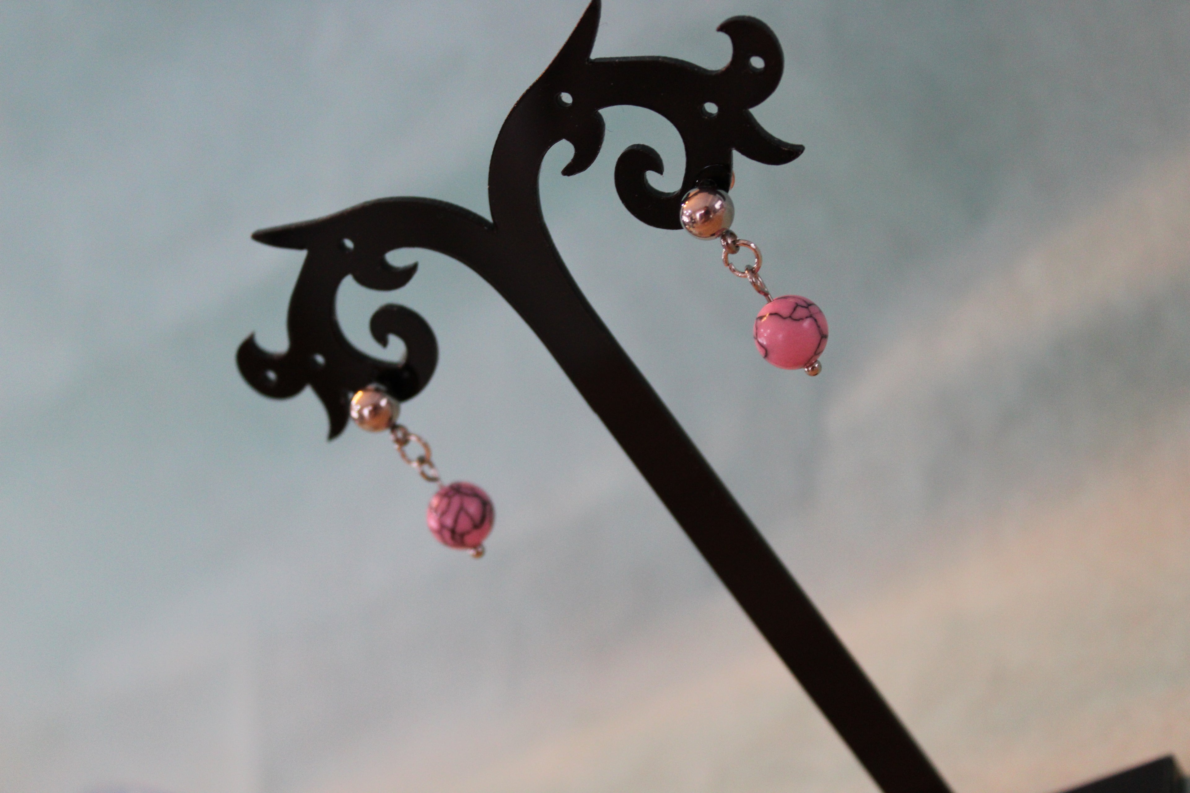 Boucles d'oreilles howlite rose