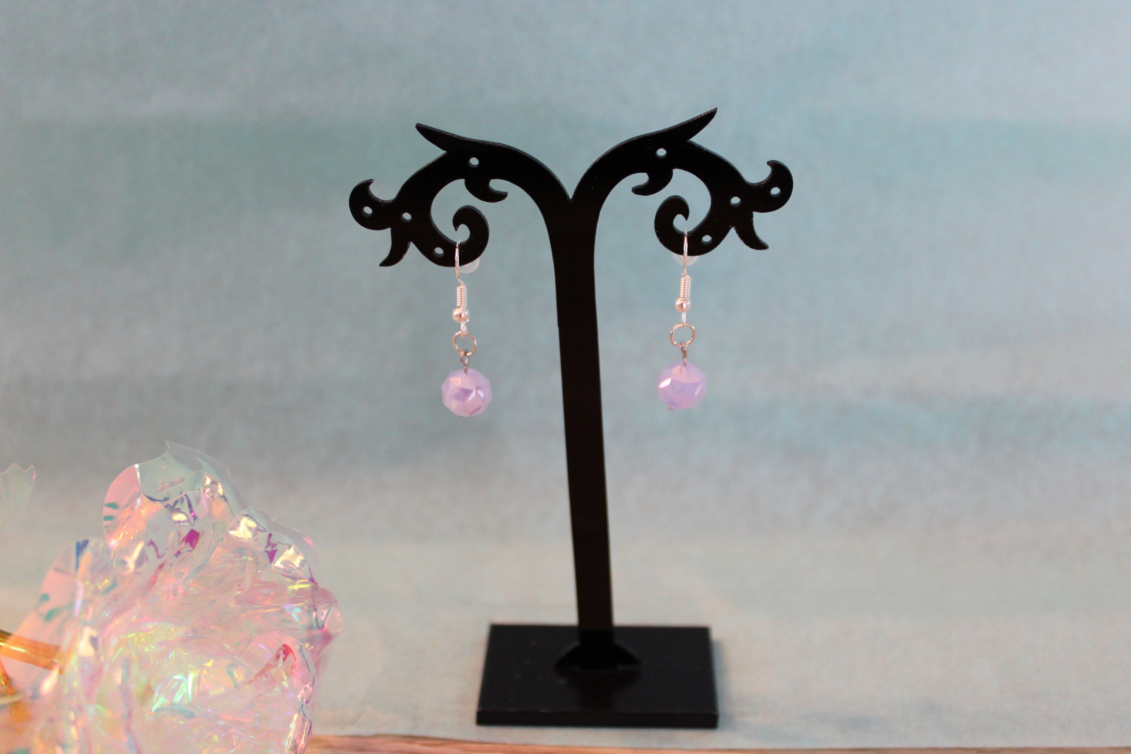 Boucles d'oreilles mauve facettes