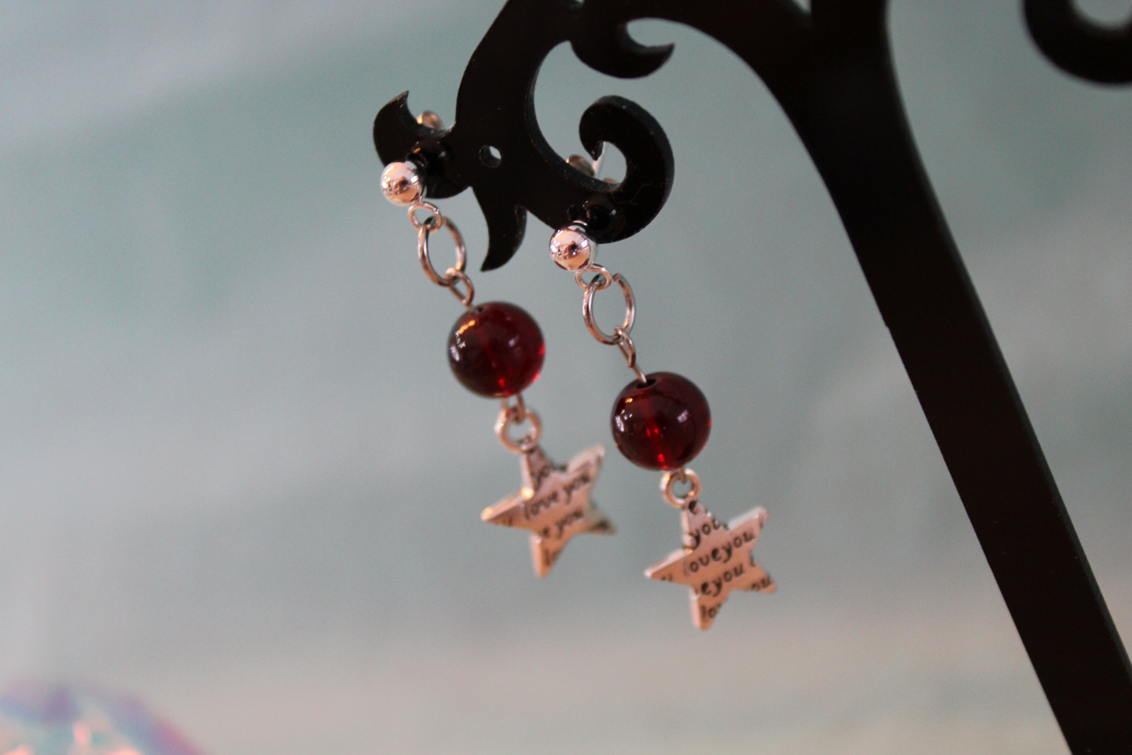 Boucles d'oreilles rouge love you
