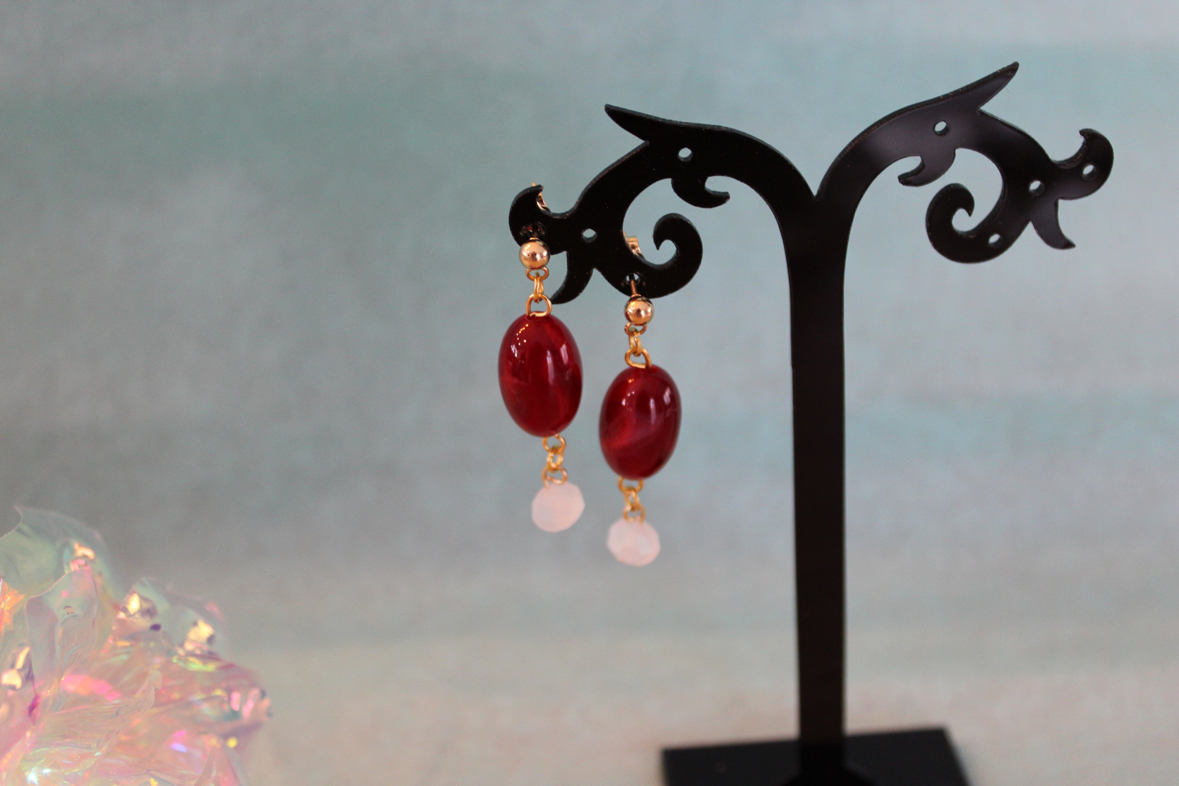 Boucles d'oreilles dorées rouge