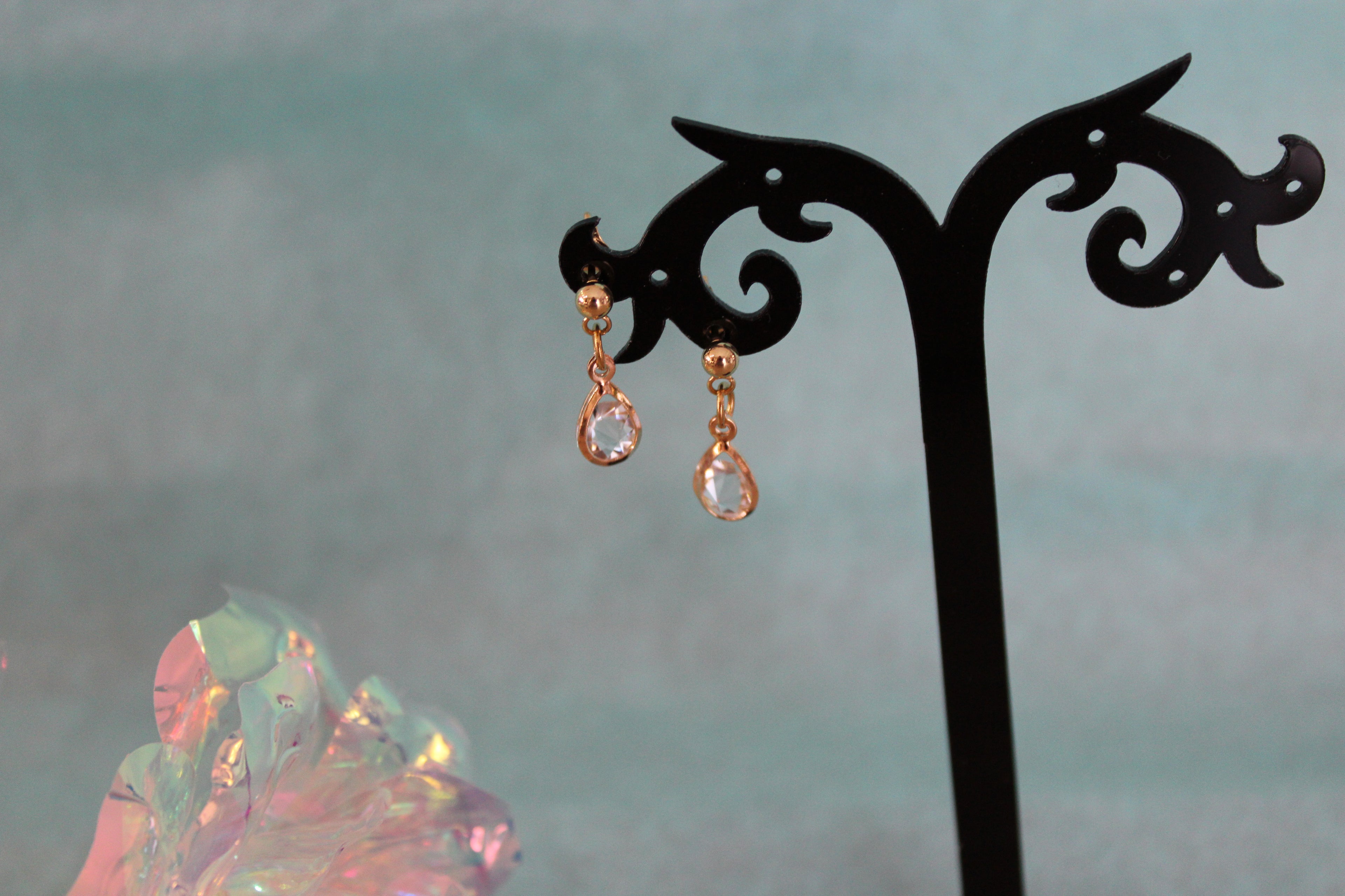 Boucles d'oreilles dorées gouttes